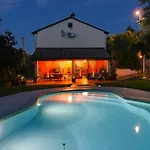 Nona Ancka Apartamento